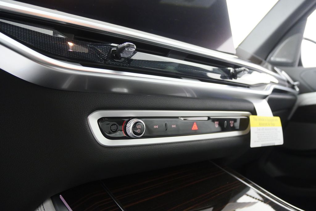 Thumbnail: 2026 BMW X5 - 20