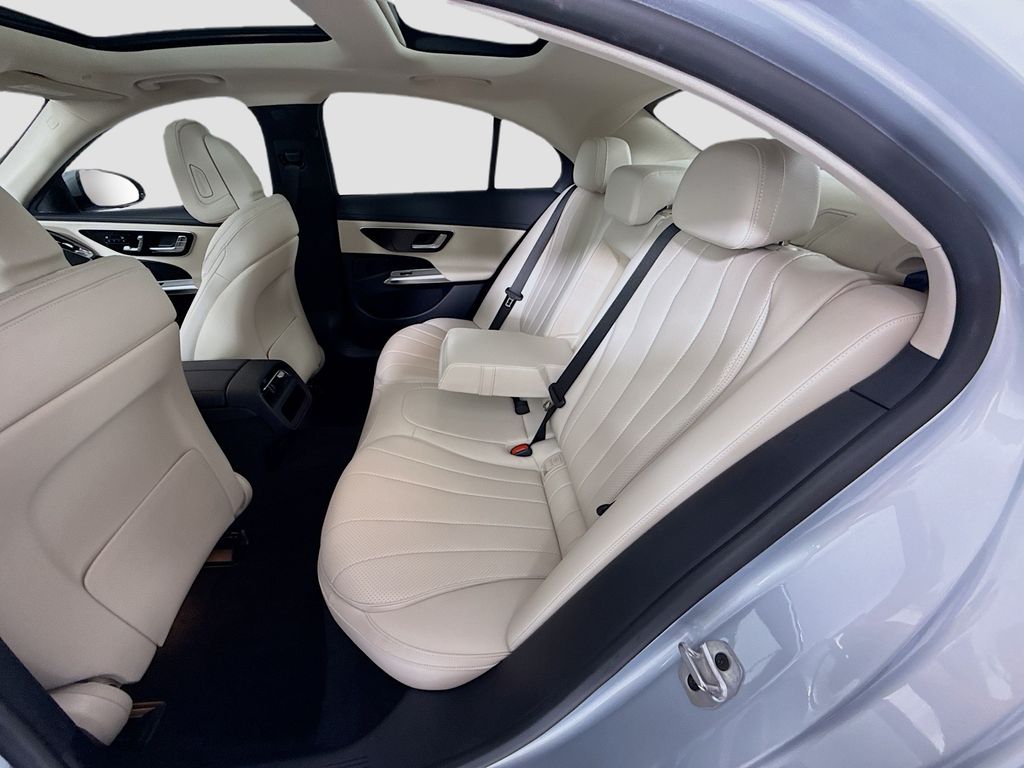 Thumbnail: 2026 Mercedes-Benz E-Class - 21