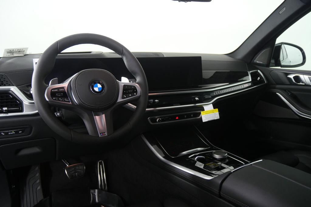 Thumbnail: 2026 BMW X5 - 18