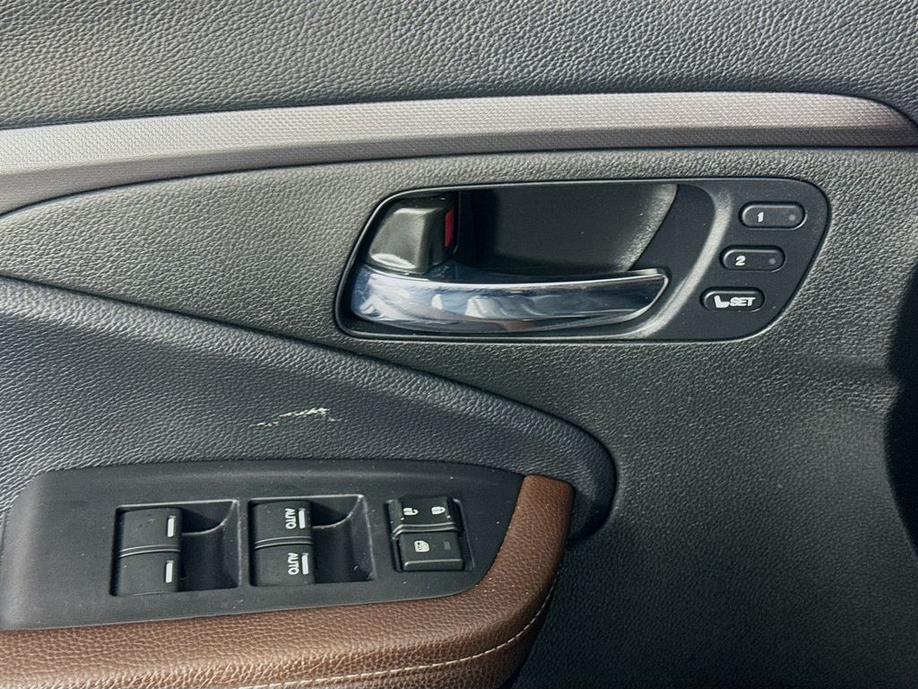 Used Car 2024 Honda Ridgeline  Rtl For Sale Under $35,000 In Austin, Texas