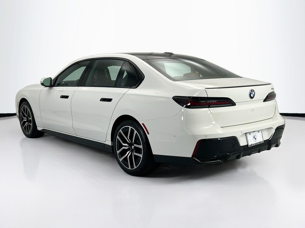 Thumbnail: 2023 BMW 7 Series - 7