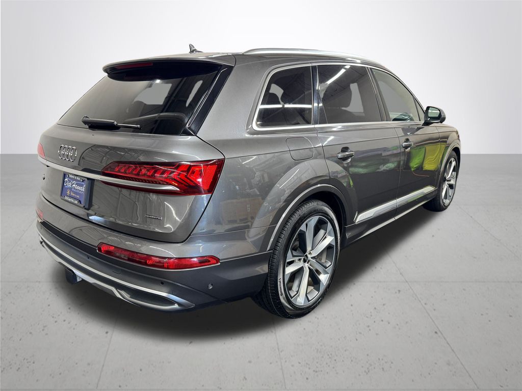 2021 Audi Q7 55 Prestige