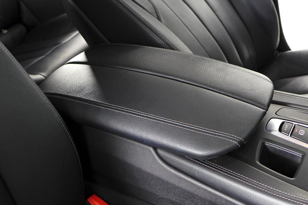 Thumbnail: 2018 BMW X6 - 16