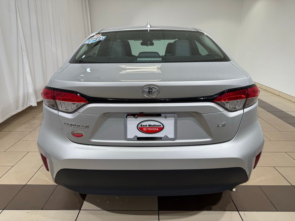 Thumbnail: 2024 Toyota Corolla - 4