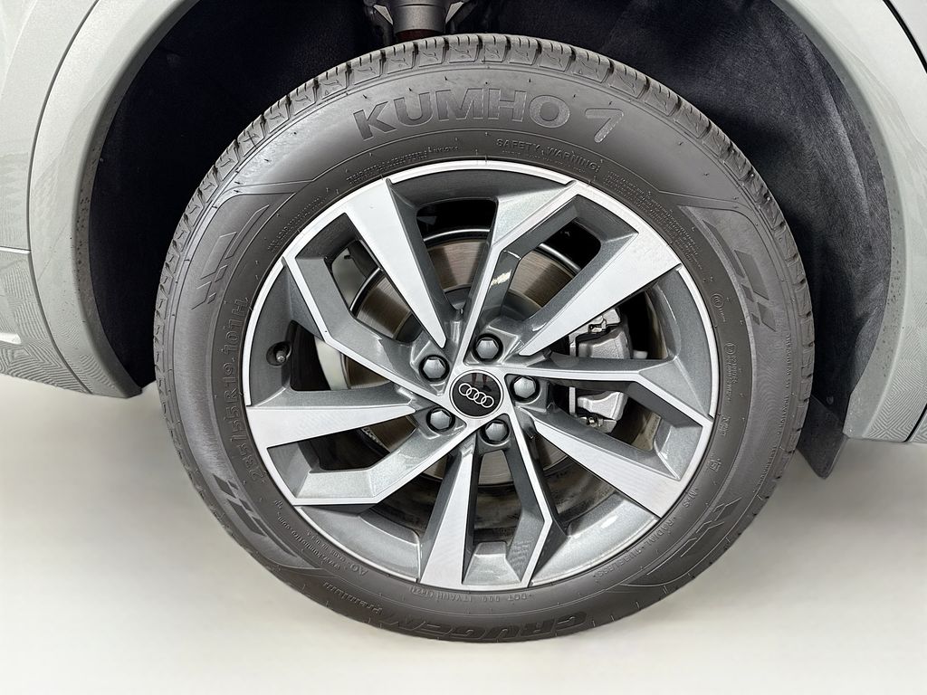 Thumbnail: 2025 Audi Q5 - 32