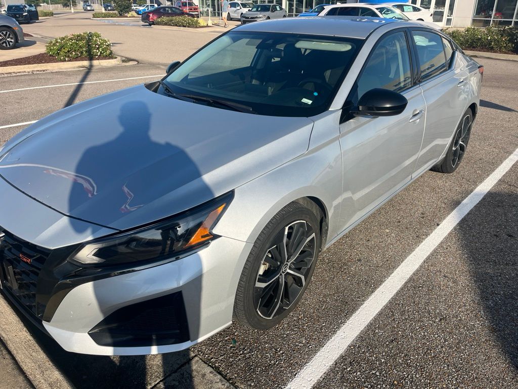  2024 Nissan Altima 2.5 SR FWD   