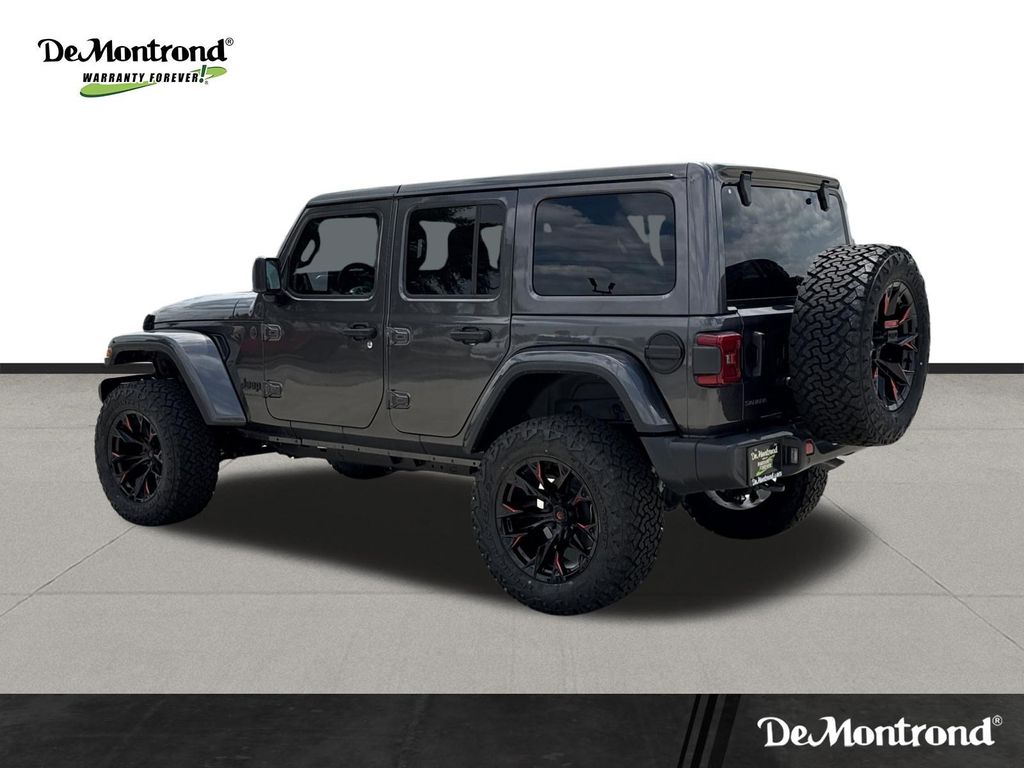 2025 Jeep Wrangler Sahara - 6