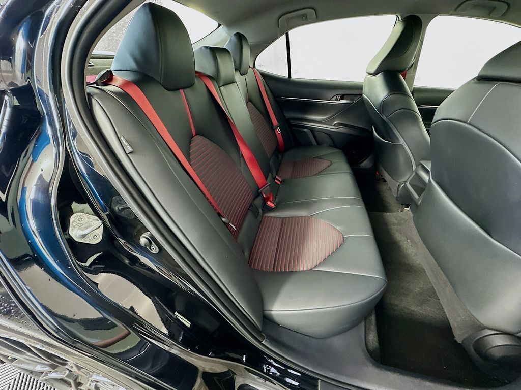 Thumbnail: 2021 Toyota Camry - 25