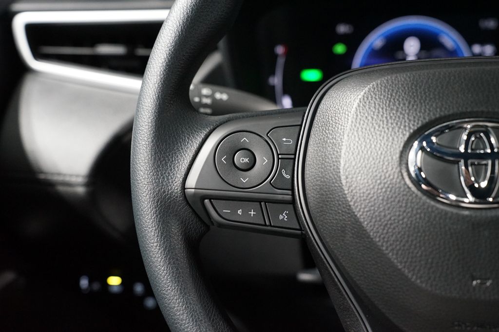 Thumbnail: 2026 Toyota Corolla Cross - 14