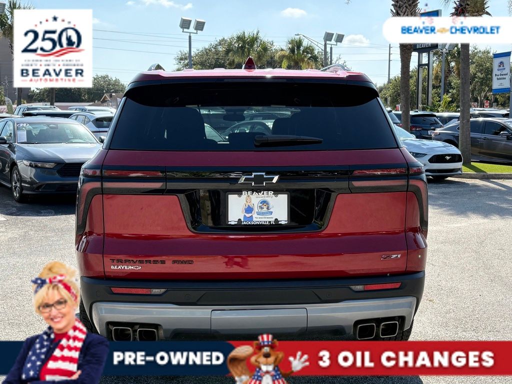 Used 2024 Chevrolet Traverse SUV