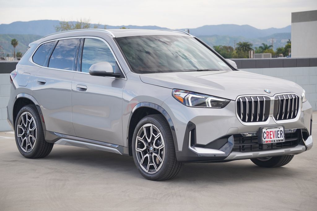 Thumbnail: 2026 BMW X1 - 3