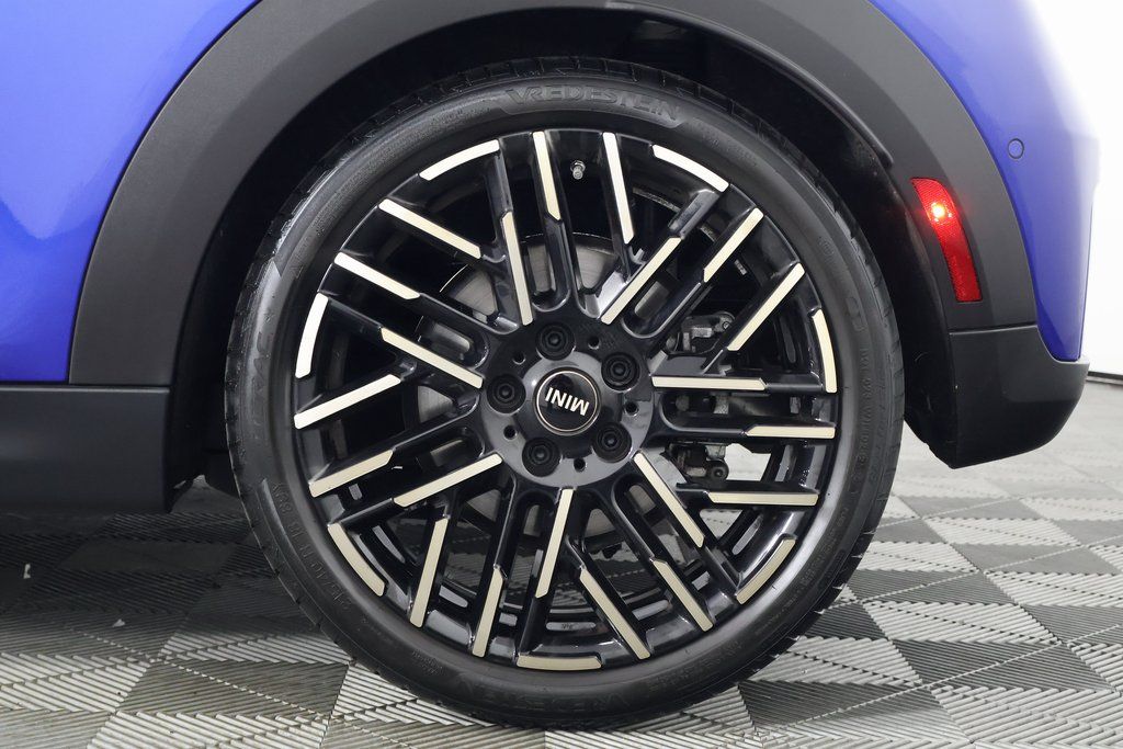 Thumbnail: 2025 MINI Cooper - 16