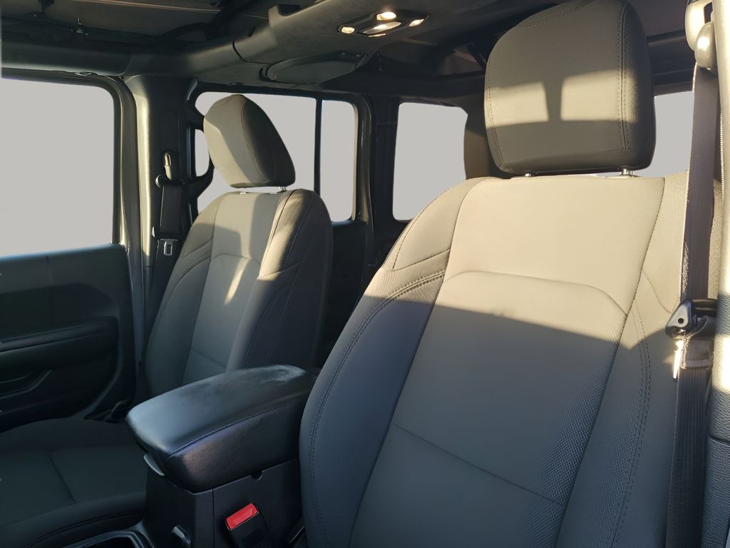 Used Car 2019 Jeep Wrangler  Unlimited Sport For Sale Under $25,000 In Austin, Texas