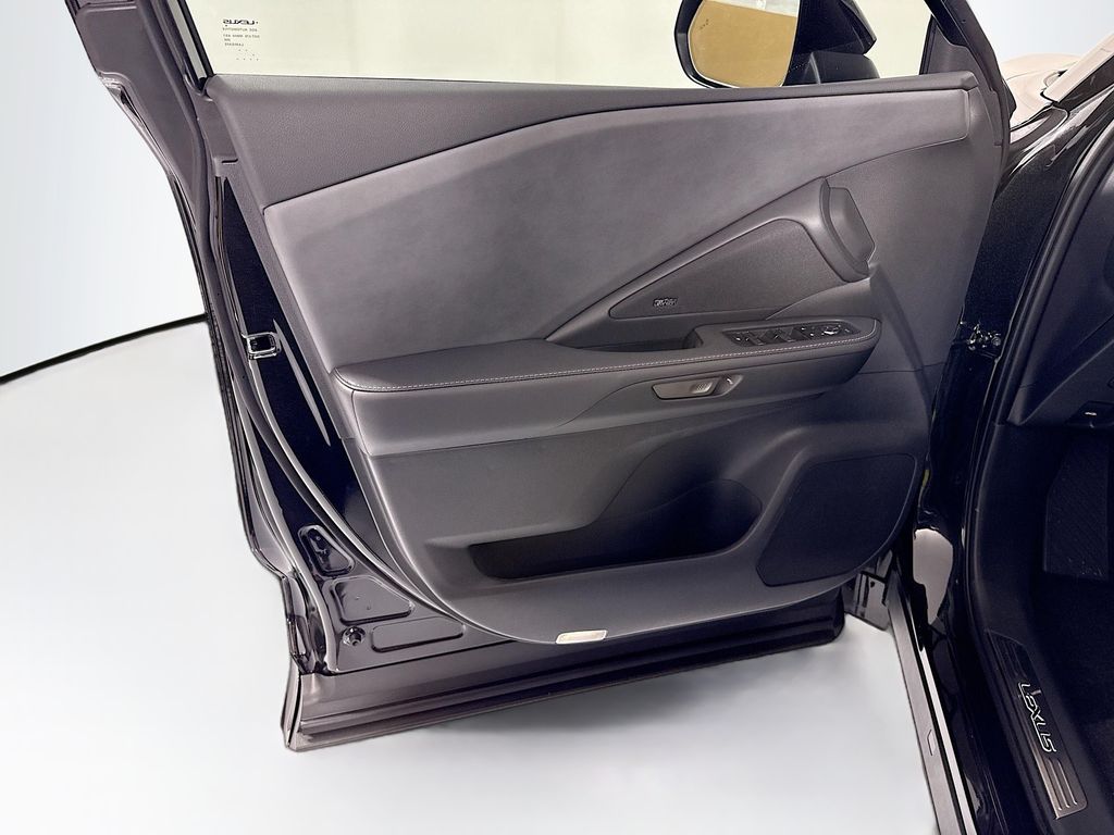 Thumbnail: 2026 Lexus TX - 25