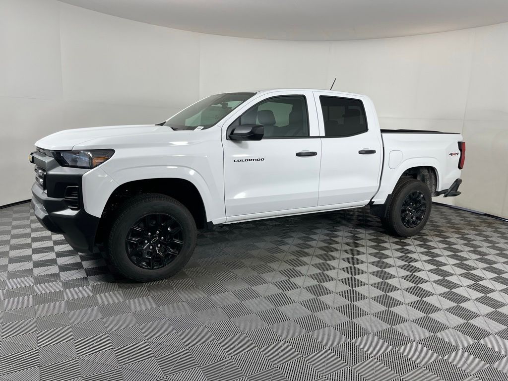 Thumbnail: 2026 Chevrolet Colorado - 2