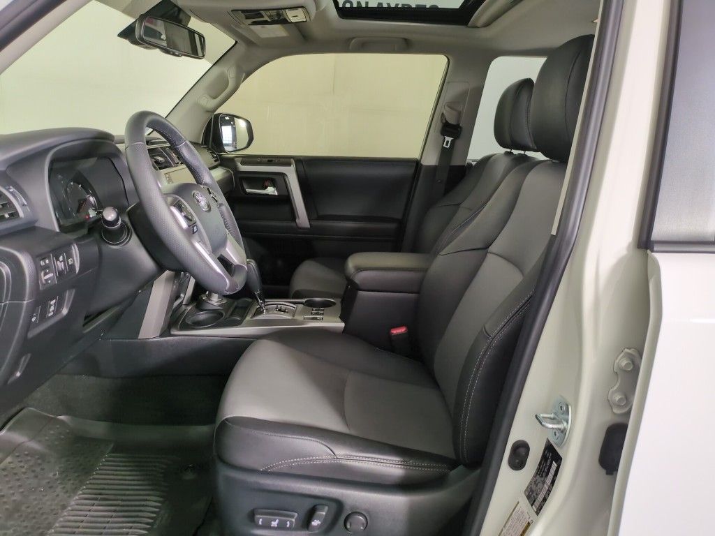 Image 9 of 2021 Toyota 4Runner SR5 Premium
