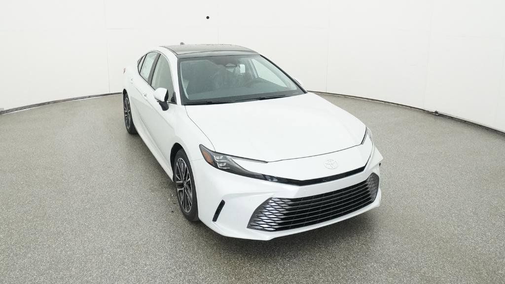 Thumbnail: 2025 Toyota Camry - 22
