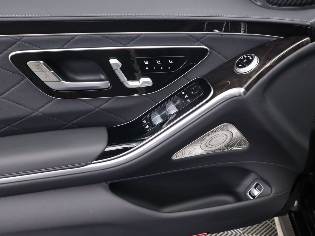 2025 Mercedes-Benz S-Class S 580 25