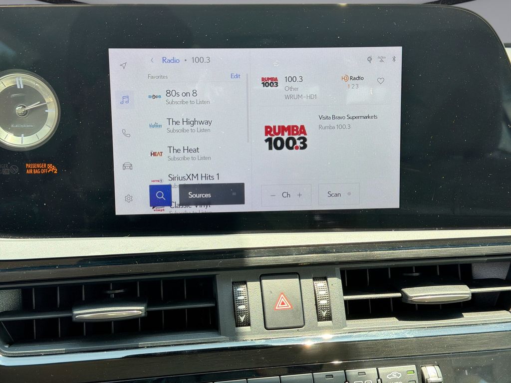 Thumbnail: 2024 Lexus ES - 23