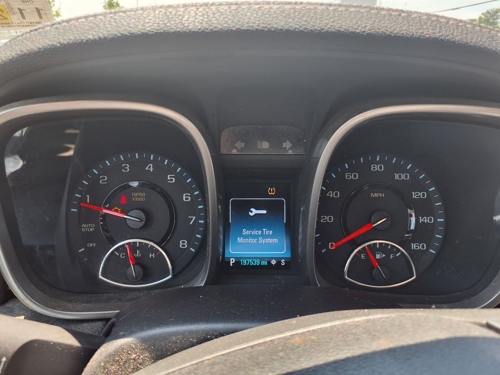 Used 2014 Gold Chevrolet LT image 22