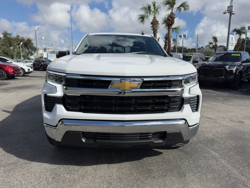 2025 Chevrolet Silverado 1500 LT 3