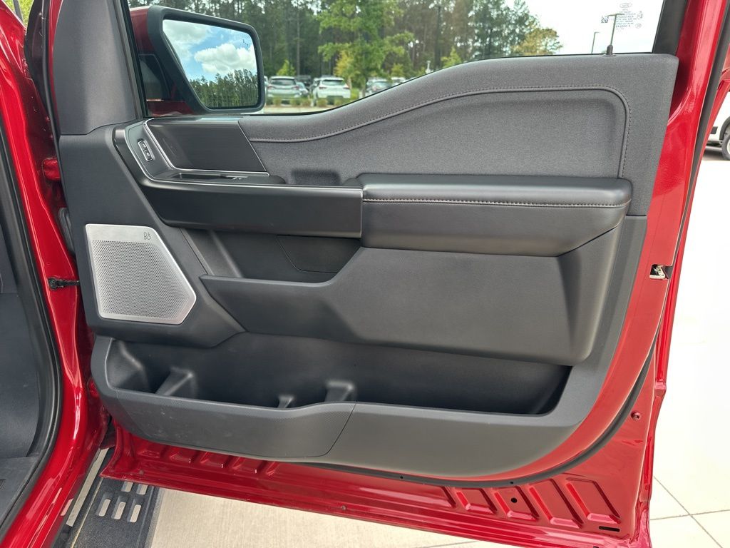 2022 Rapid Red Metallic Tinted Clearcoat Ford F-150 Raptor 4X4 Truck