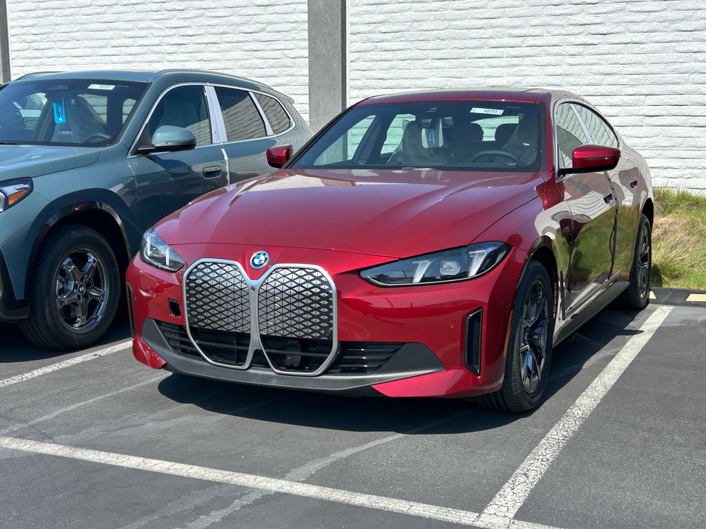 Thumbnail: 2025 BMW i4 - 2