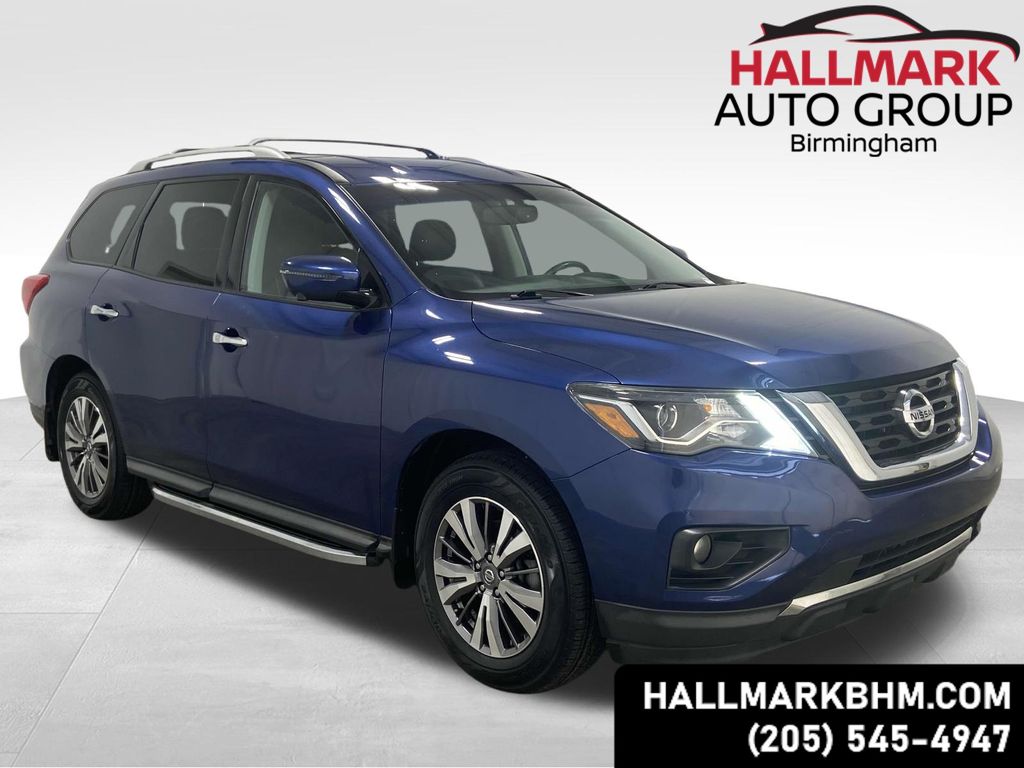2020 Nissan Pathfinder SL