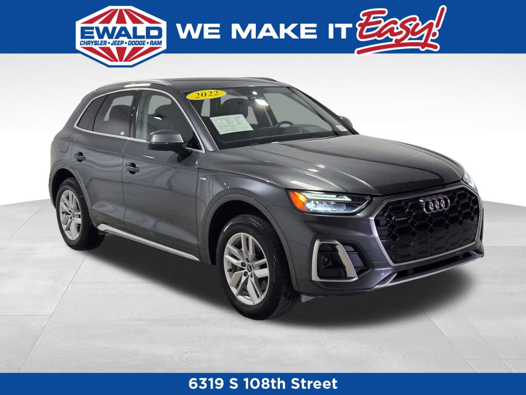 2022 Audi Q5 45 S line Premium photo