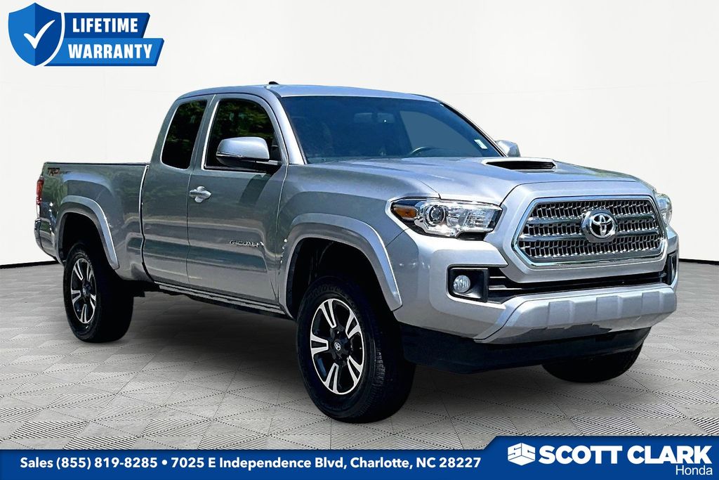 2017 Toyota Tacoma TRD Sport 4X2 Acc Cab V6 Auto Std Bed's photo