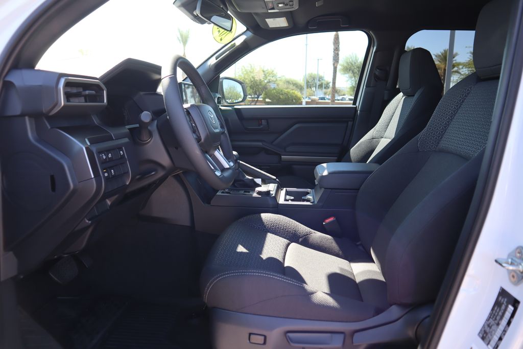 Thumbnail: 2025 Toyota 4Runner - 18