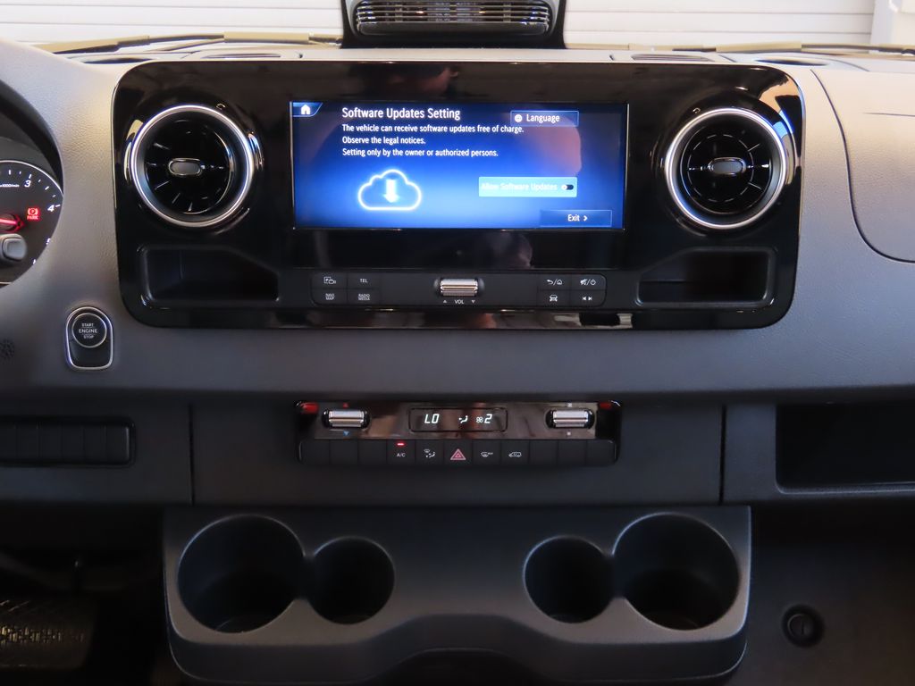 2025 Mercedes-Benz Sprinter 2500 14