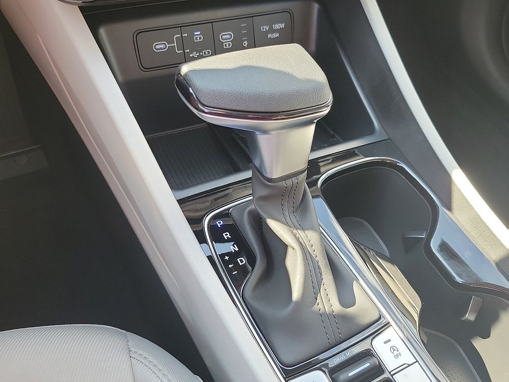 2025 Hyundai Tucson SEL 9