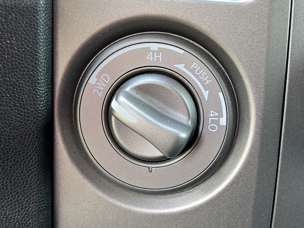 2005 Nissan Titan