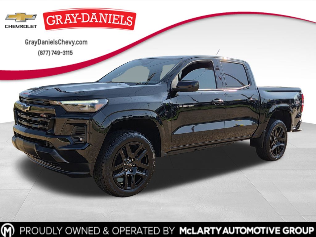 Black 2025 Chevrolet Colorado Pickup Truck Four-Wheel Drive 8-Speed Automatic