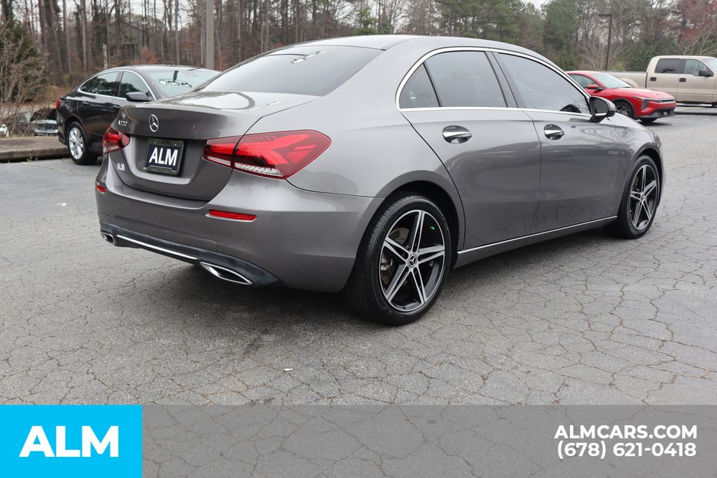 Used 2022 Gray Mercedes-Benz A 220 image 6