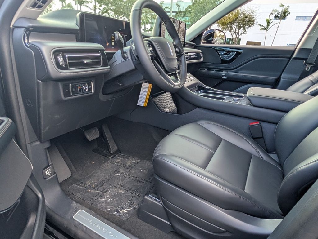 new 2026 Lincoln Aviator car, priced at $61,355