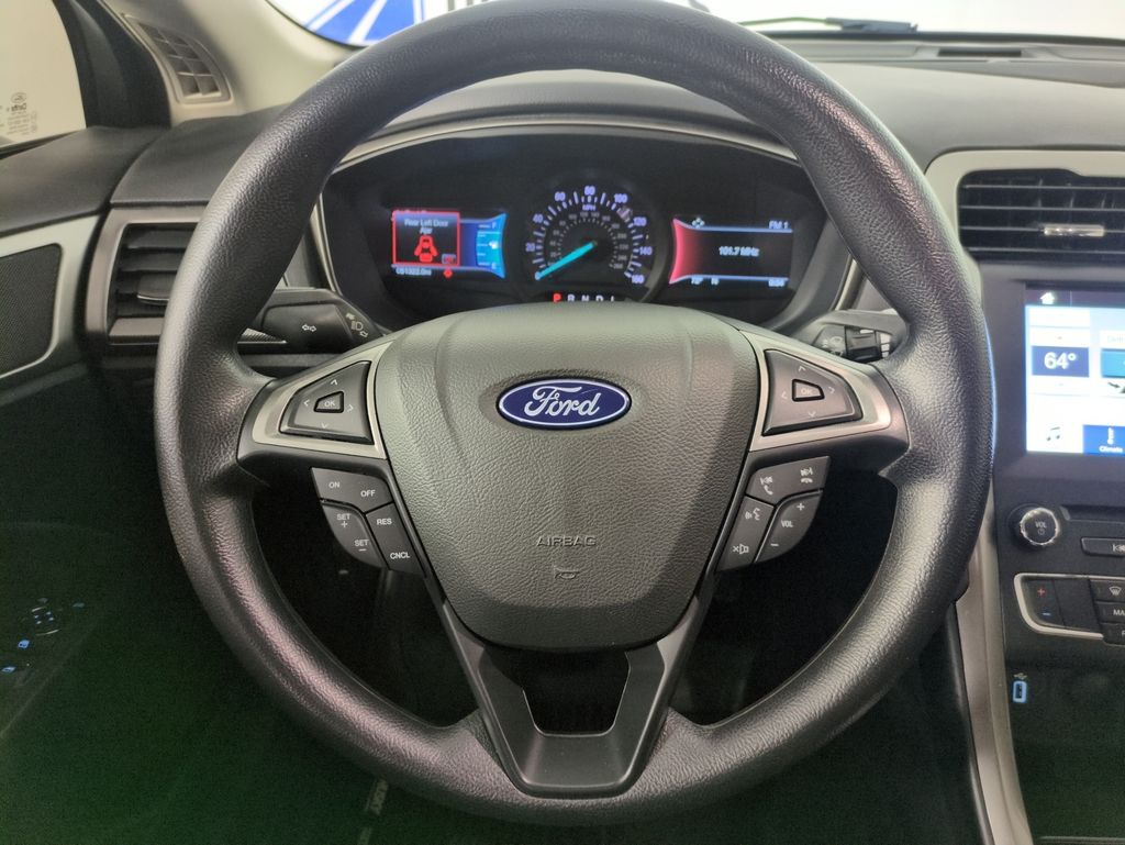 Used 2018 Ford Fusion SE For Sale in Fort Wayne, IN