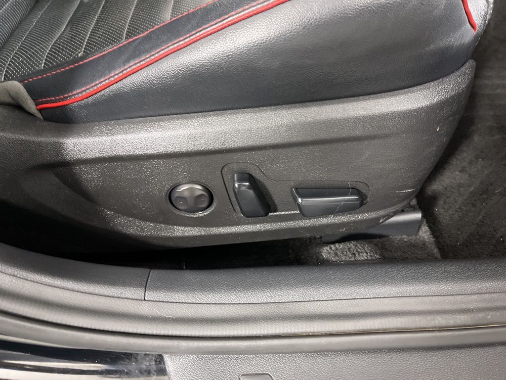 Thumbnail: 2020 Kia Optima - 6