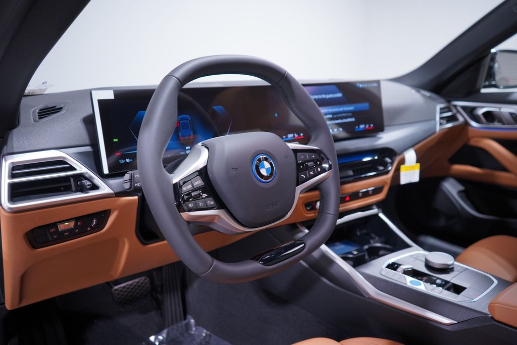 2025 BMW i4 eDrive40 6