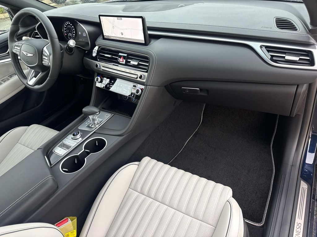 New 2026 Blue Genesis 3.3T Sport Prestige image 13