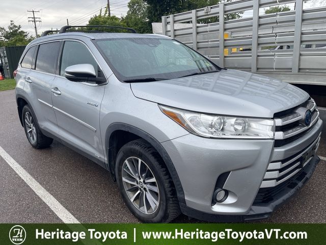 Silver 2019 Toyota Highlander Hybrid SUV / Crossover All-Wheel Drive Continuously Variable Transmission