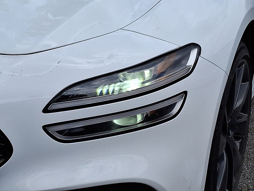 2023 Genesis G70 3.3T 9