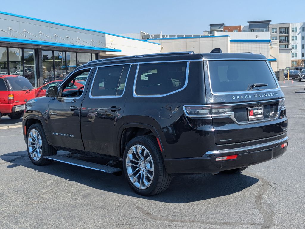 2023 Jeep Grand Wagoneer Series II 7