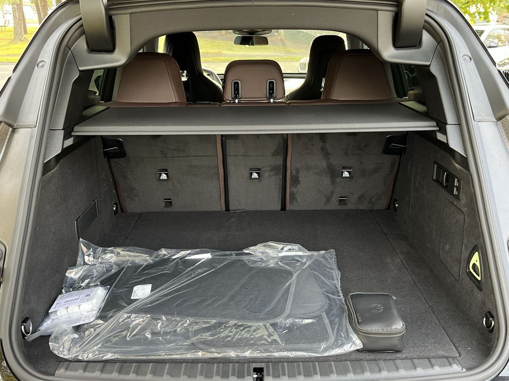 Thumbnail: 2026 BMW iX - 23