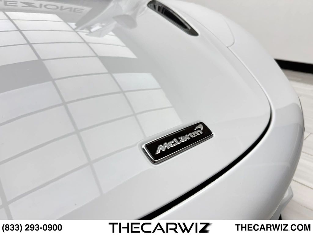2024 McLaren 750S
