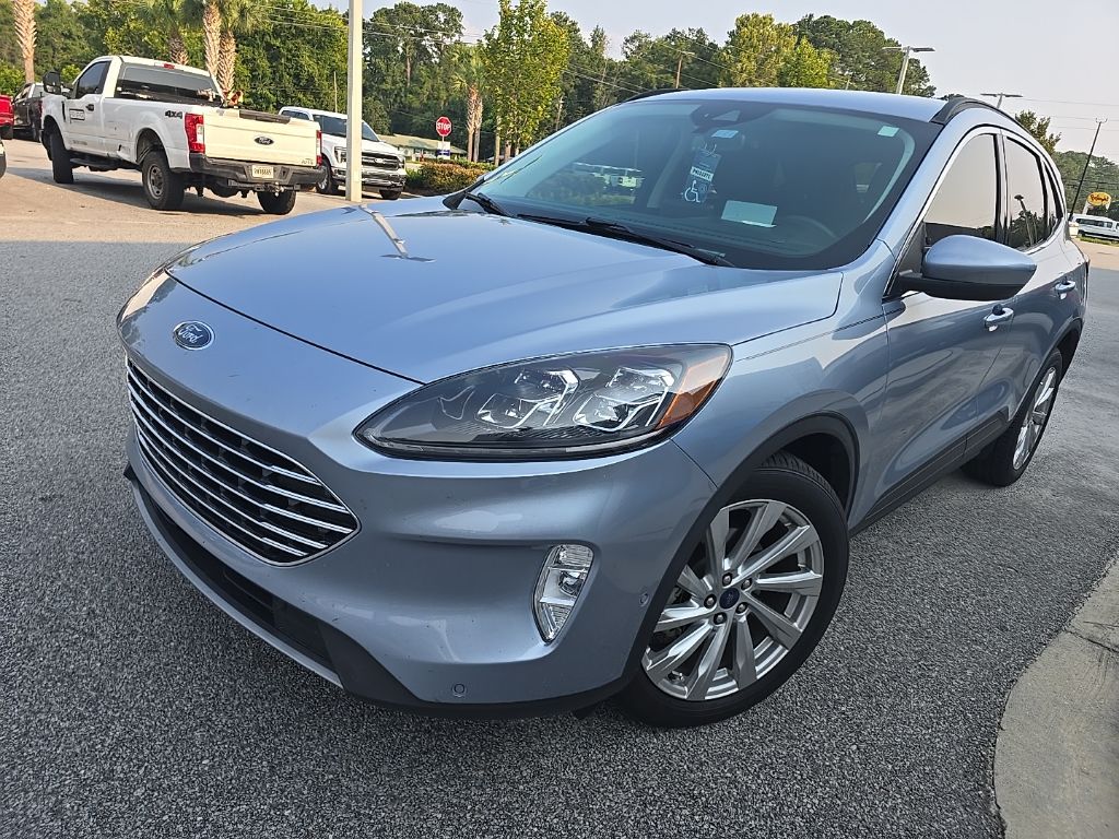 2022 Ford Escape Titanium Hybrid