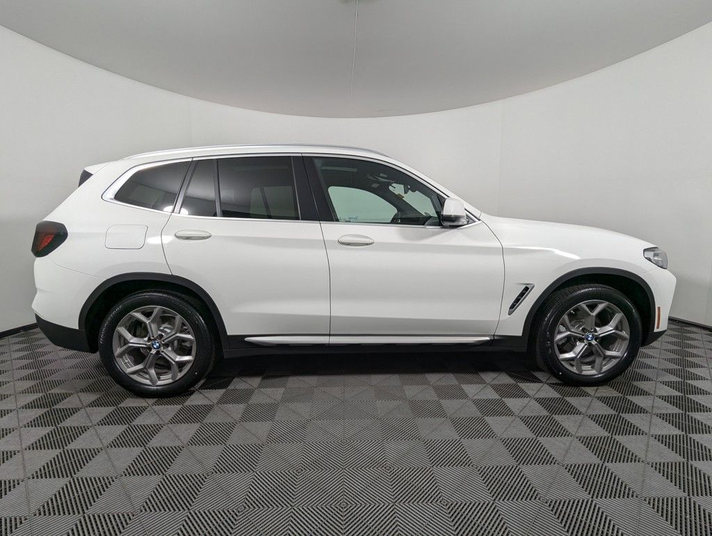 2022 BMW X3 xDrive30i photo
