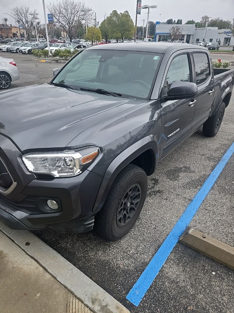 2022 Toyota Tacoma SR5 V6 Double Cab LB RWD