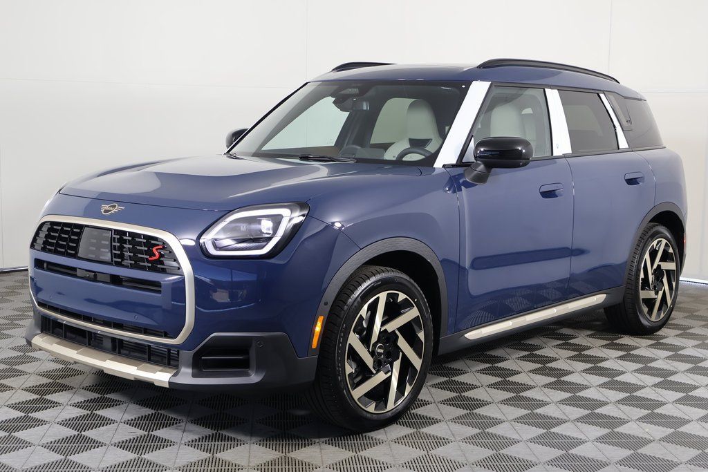 Thumbnail: 2027 MINI Cooper Countryman - 1